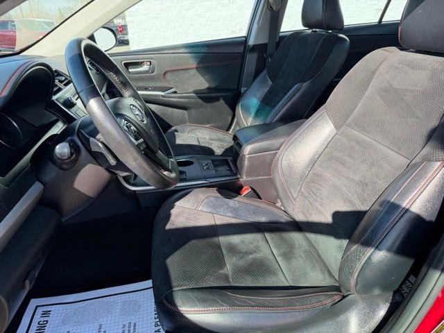 Used 2015 Toyota Camry XSE w/ Moonroof Package image 12