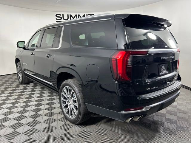 Used 2025 GMC Yukon XL Denali w/ Denali Reserve Package image 3