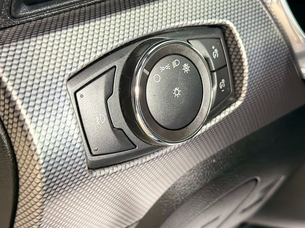 Used 2018 Ford Mustang GT RWD image 11