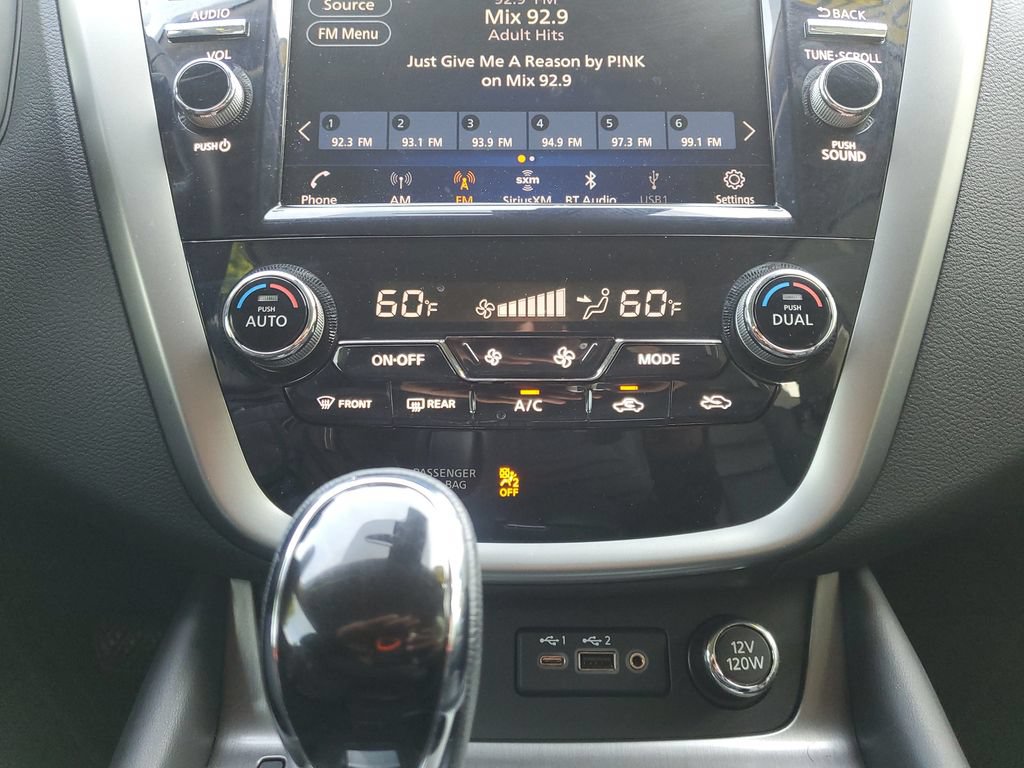 Certified 2024 Nissan Murano SV w/ SV Midnight Edition Package FWD image 32