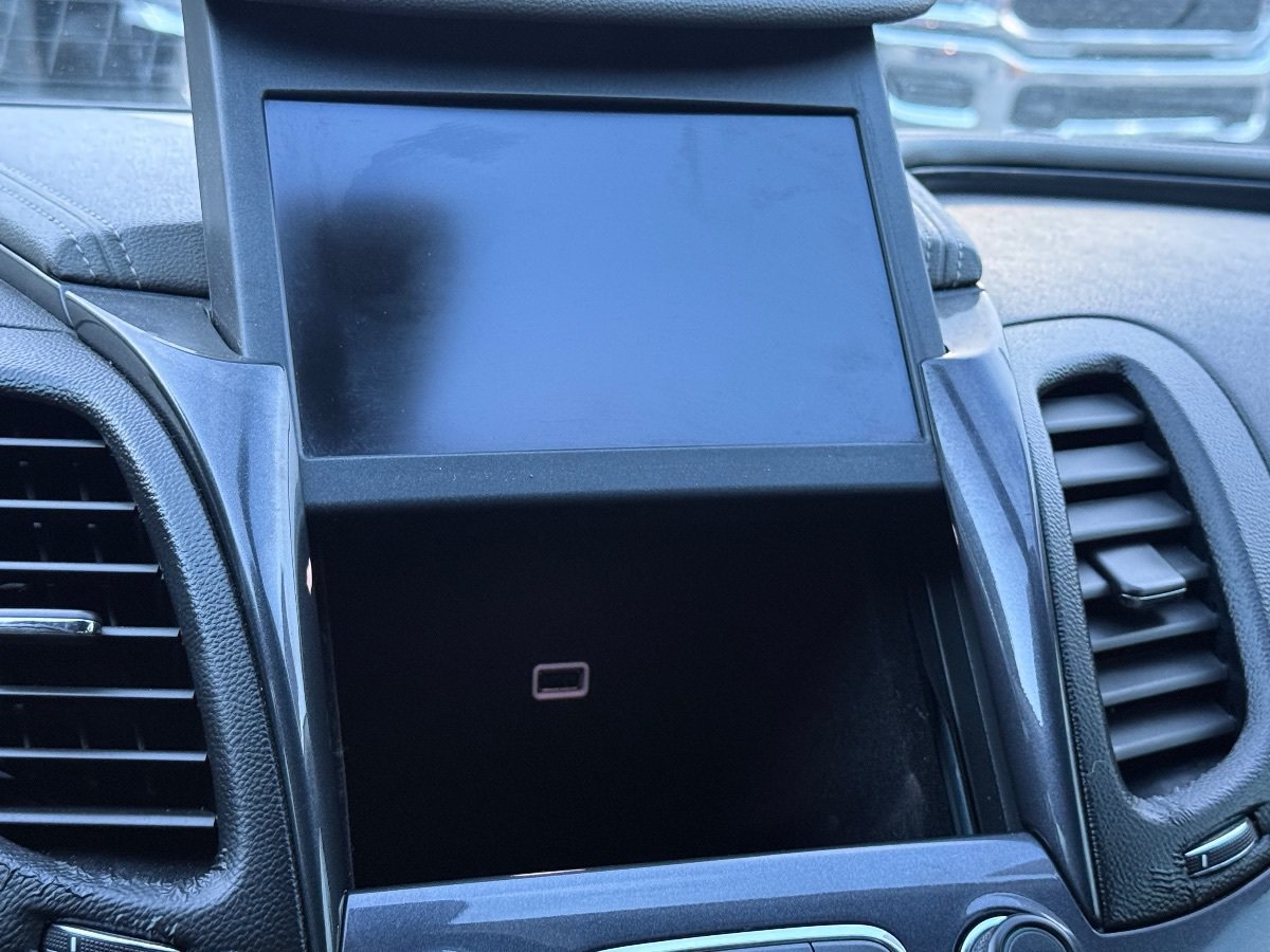 Used 2019 Chevrolet Impala LT FWD image 28