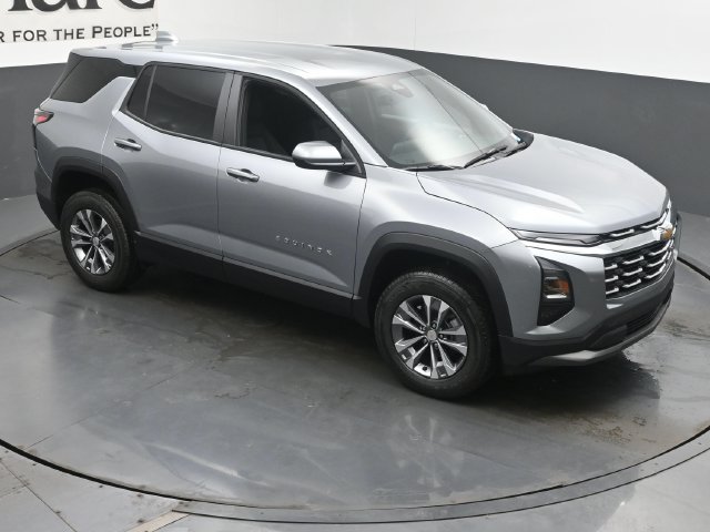 New 2027 Chevrolet Equinox LT FWD image 16