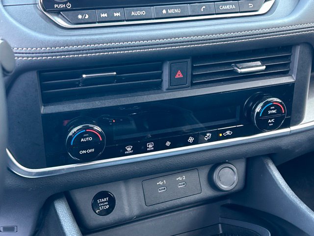 Used 2025 Nissan Rogue SV AWD/4WD image 50