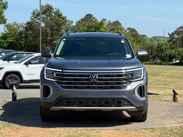 Used 2024 Volkswagen Atlas SE FWD image 2