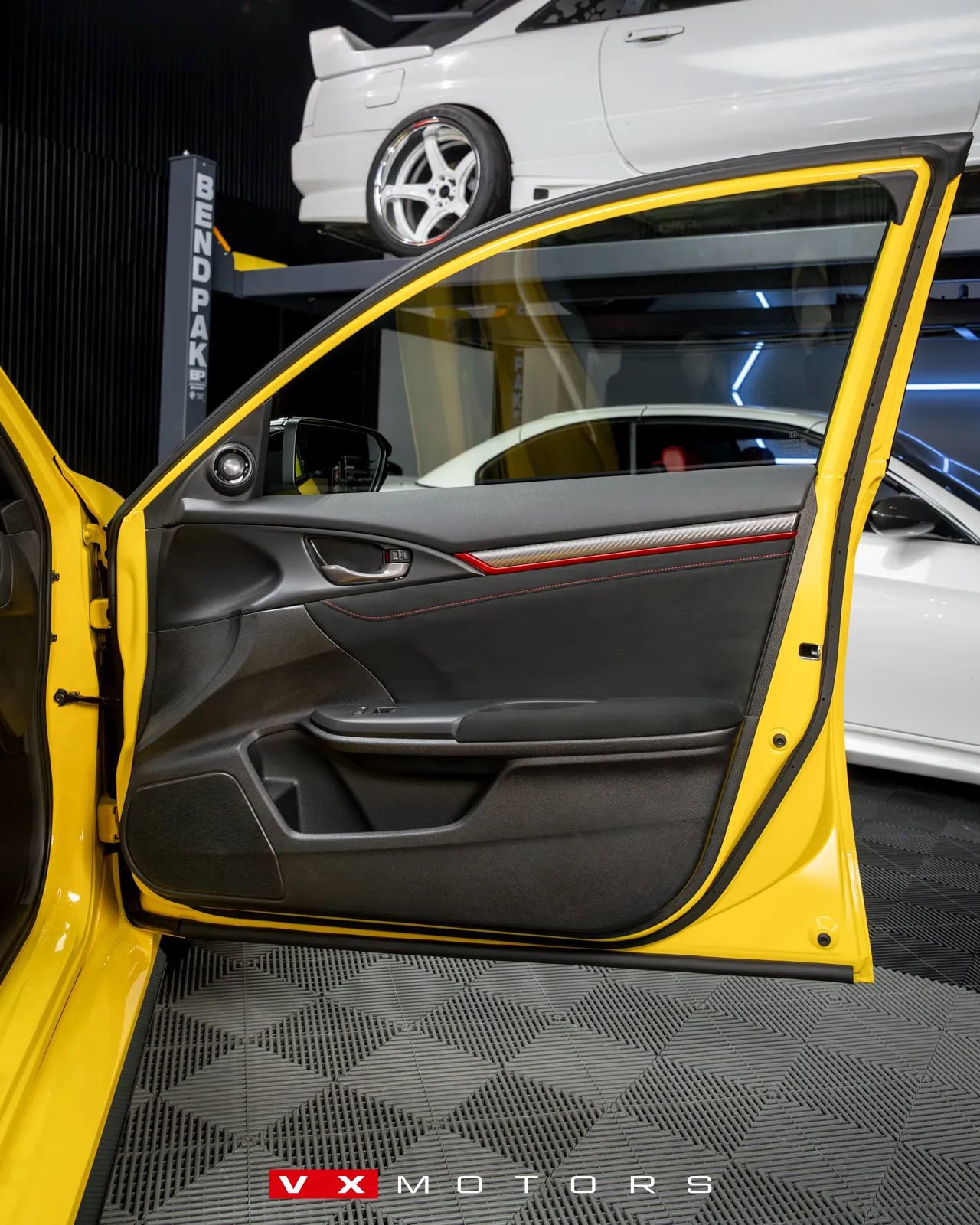 Used 2021 Honda Civic Type R Limited image 26