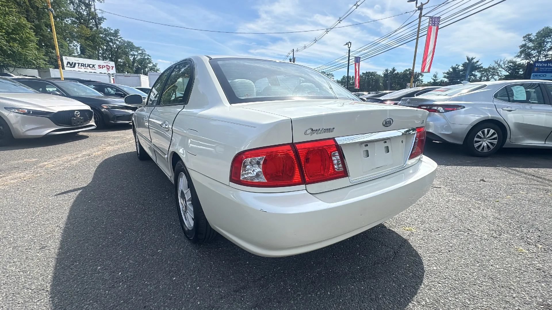 Used 2004 Kia Optima FWD image 7