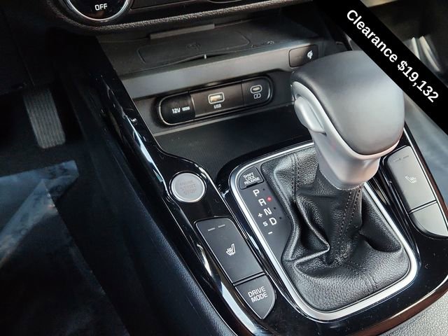 Used 2024 Kia Soul EX w/ Option Group 015 FWD image 40