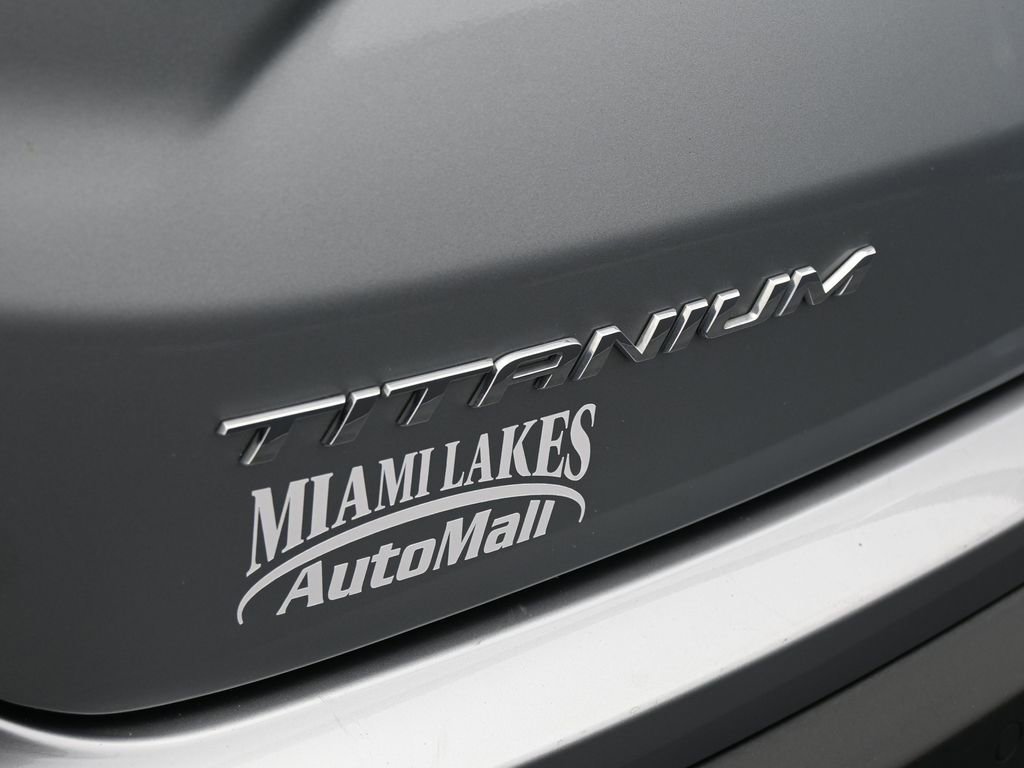 Used 2022 Ford Edge Titanium image 35