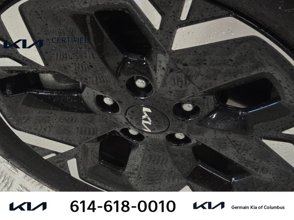 Certified 2023 Kia Niro Wave FWD image 12