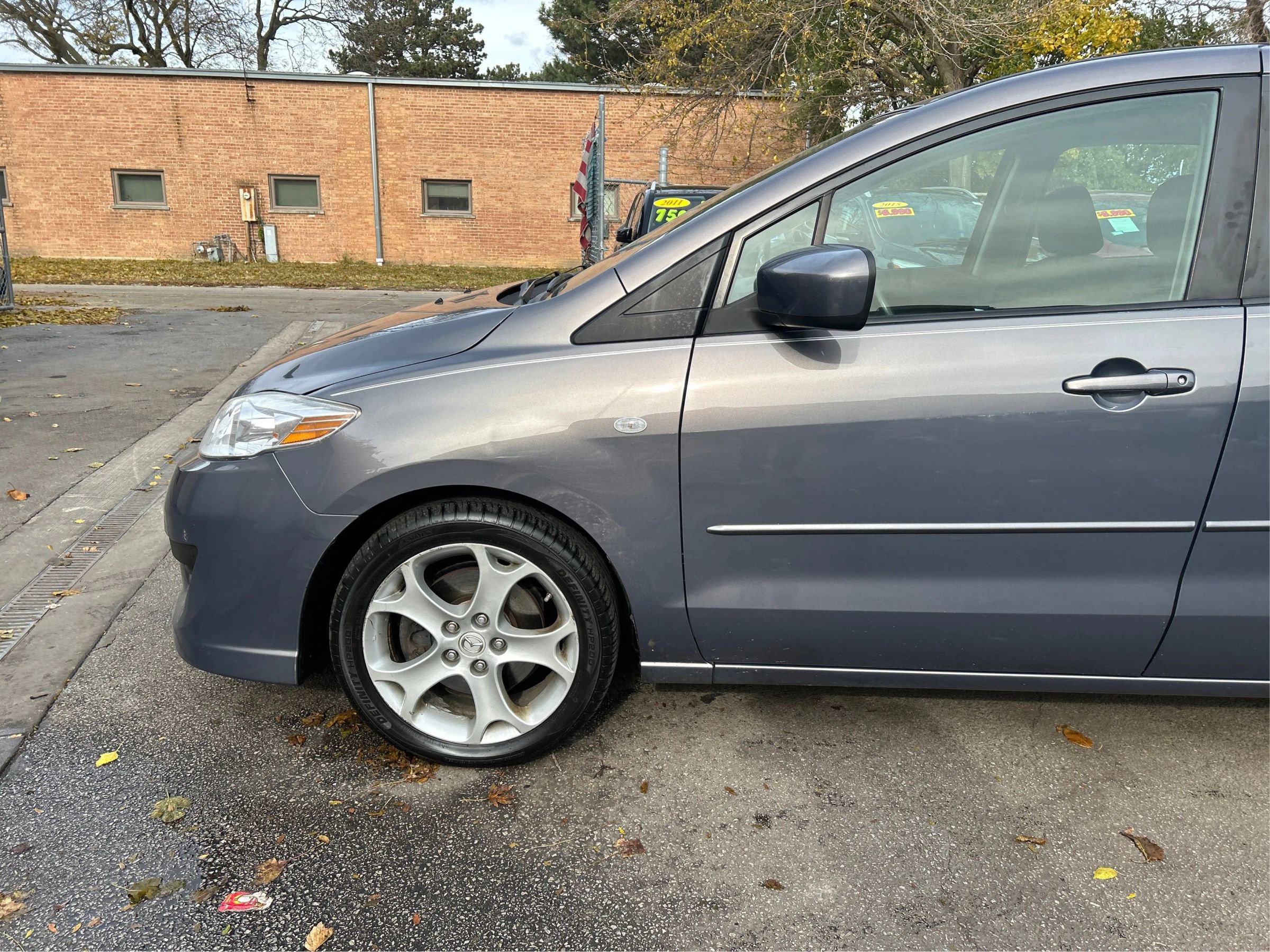 Used 2008 MAZDA MAZDA5 Sport image 21