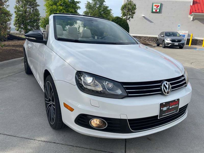 Used 2014 Volkswagen Eos FWD image 13