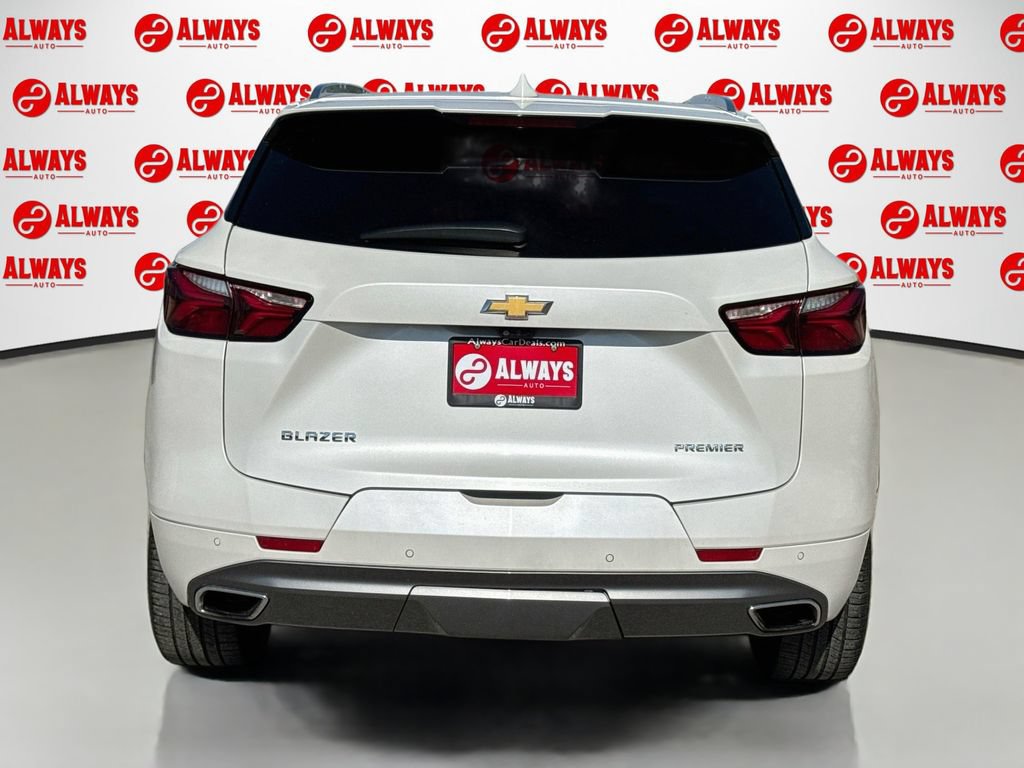 Used 2020 Chevrolet Blazer Premier w/ Driver Confidence II Package FWD image 5