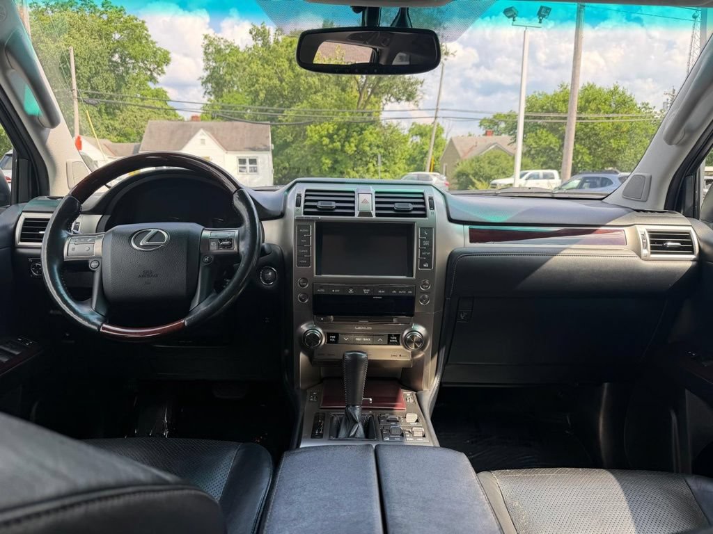 Used 2014 Lexus GX 460 Luxury AWD/4WD image 20