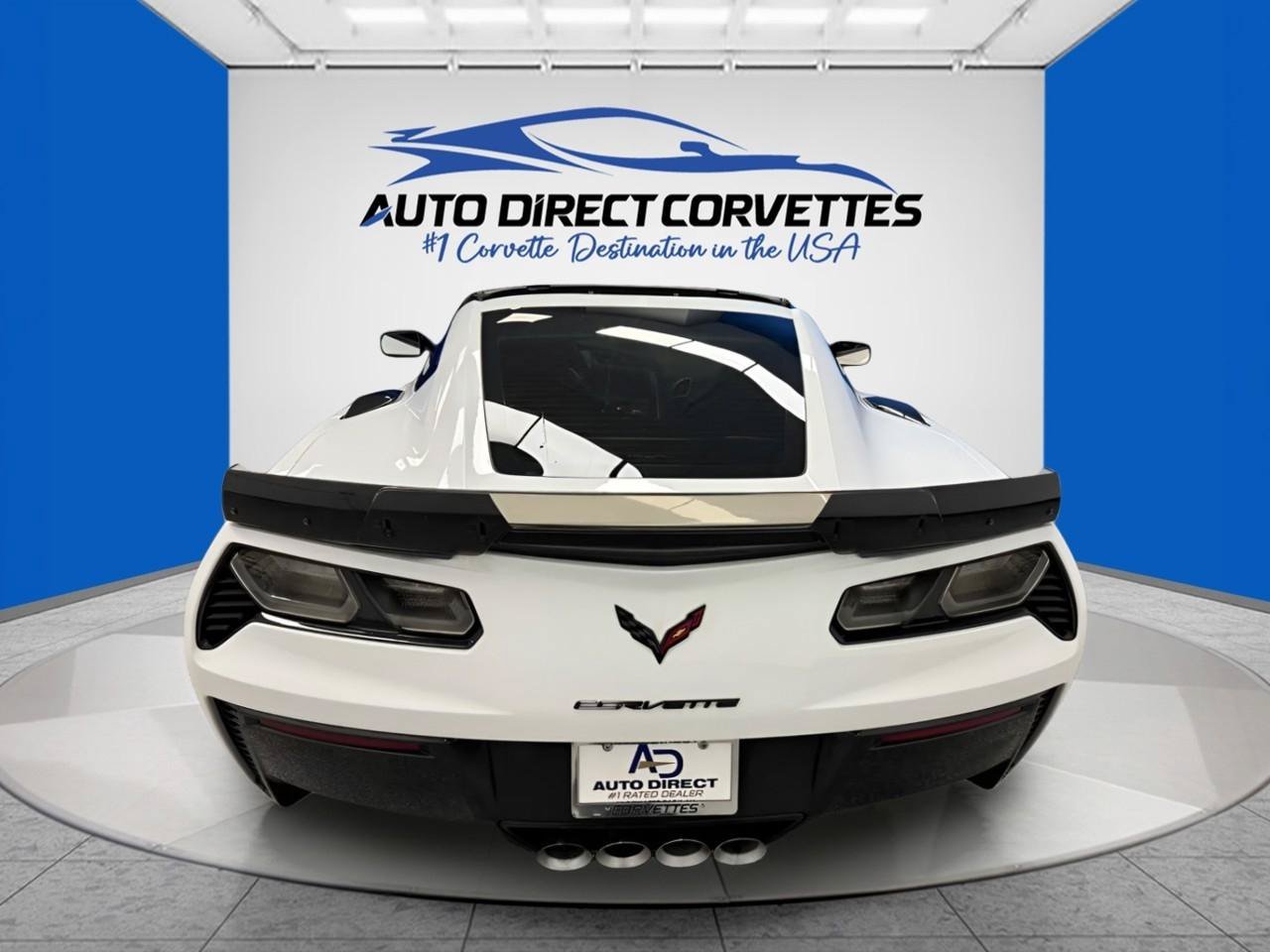 Used 2017 Chevrolet Corvette Z06 w/ Z07 Performance Package RWD image 11