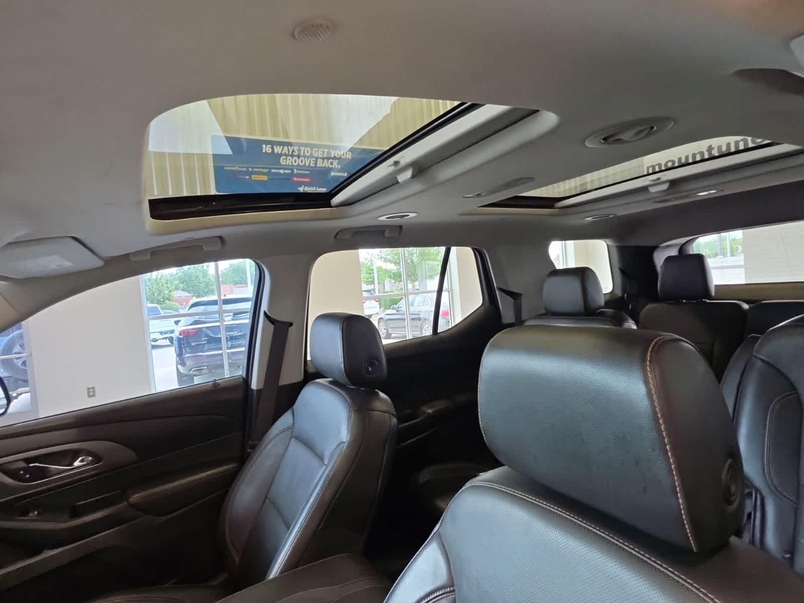 Used 2019 Chevrolet Traverse Premier w/ LPO, Cargo Package AWD/4WD image 19