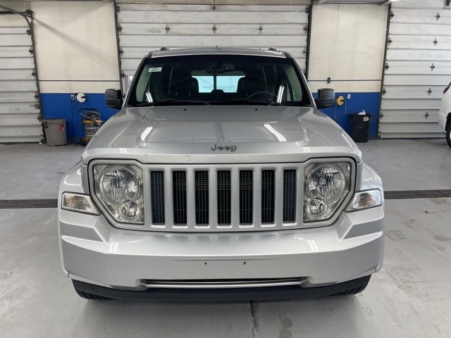 Used 2012 Jeep Liberty Sport image 11