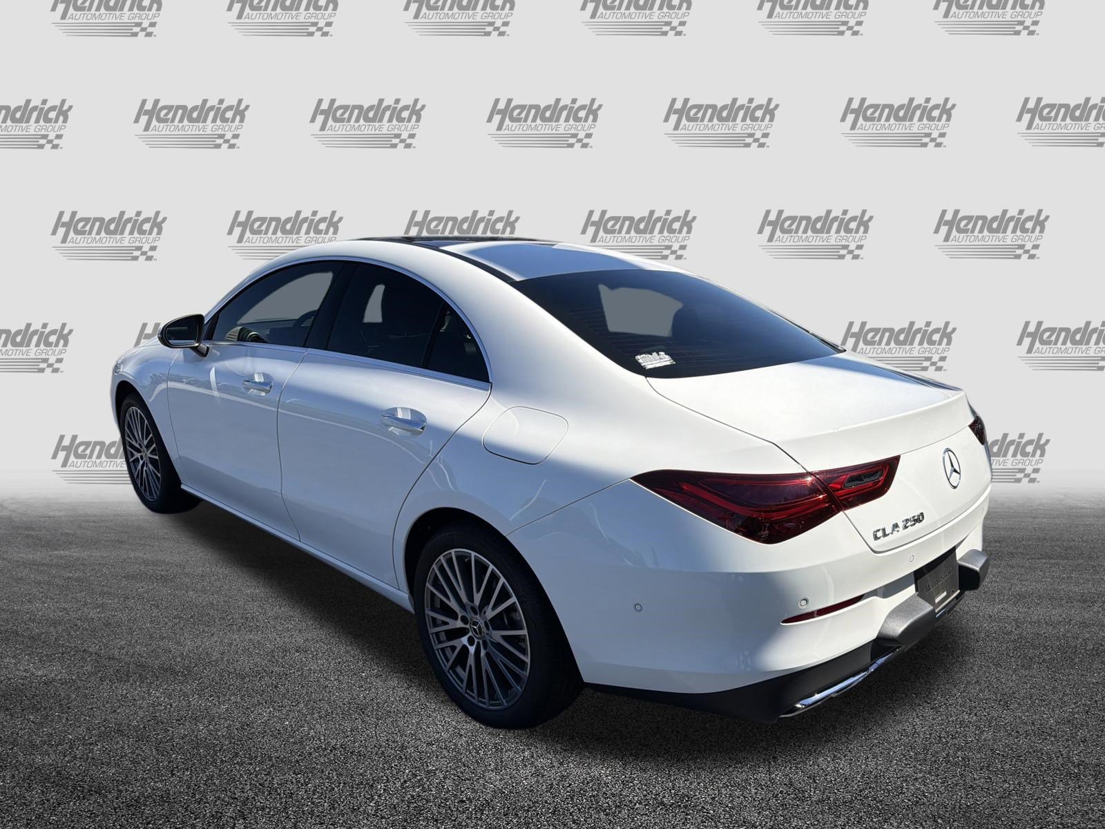 Used 2025 Mercedes-Benz CLA 250 image 8