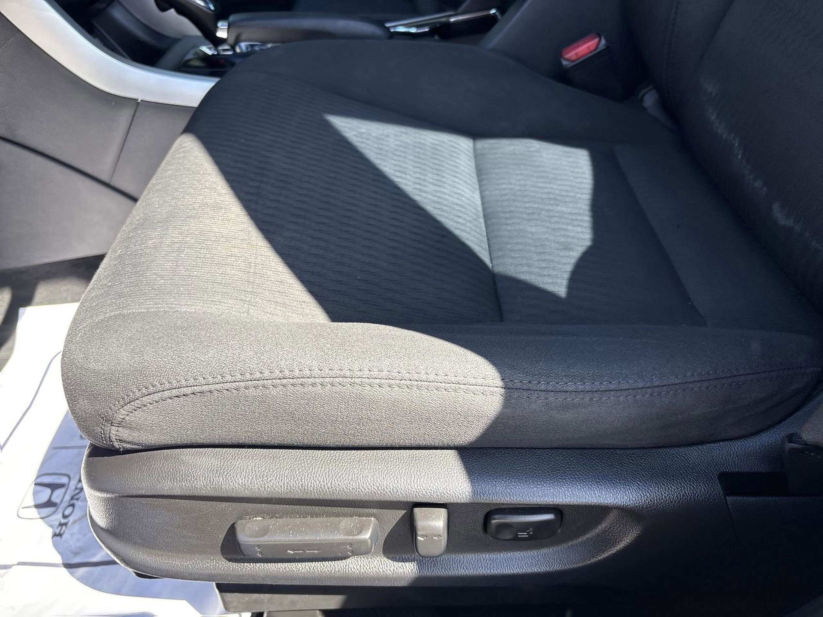 Used 2014 Honda Accord Sport image 15