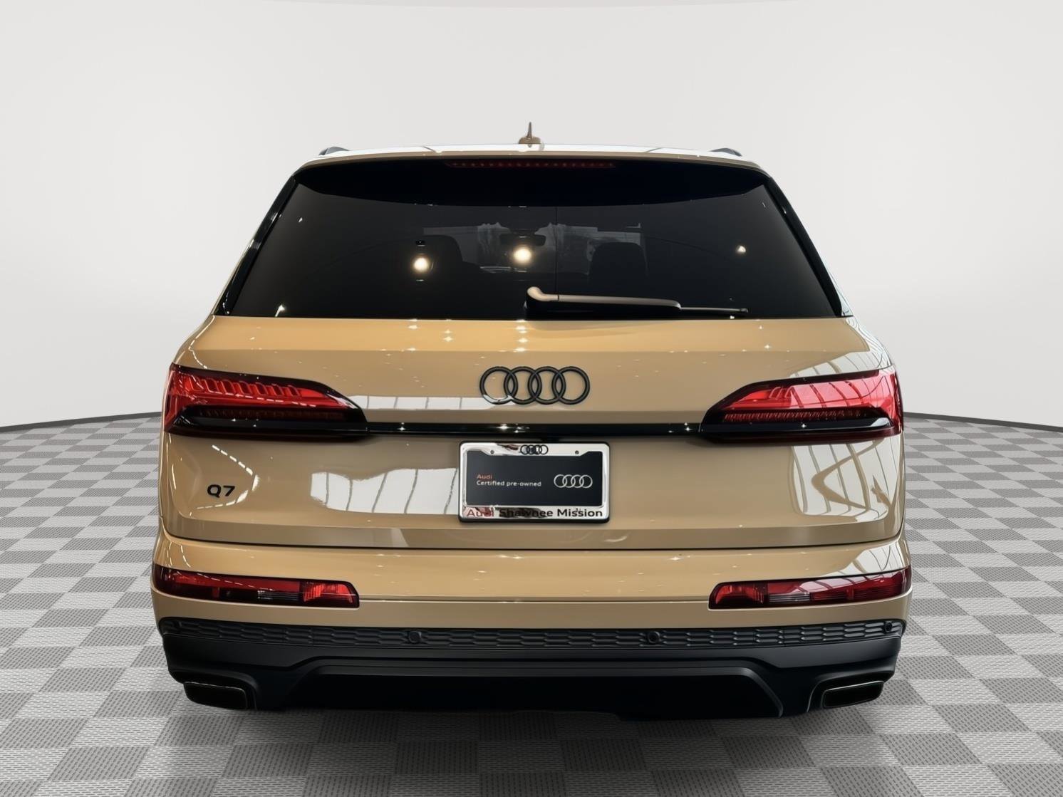 Certified 2025 Audi Q7 3.0T Premium Plus AWD/4WD image 6