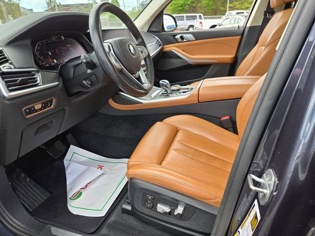 Used 2021 BMW X7 xDrive40i w/ Executive Package image 9