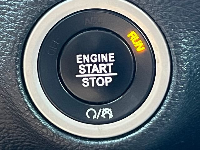 Used 2016 Dodge Challenger R/T Scat Pack RWD image 31