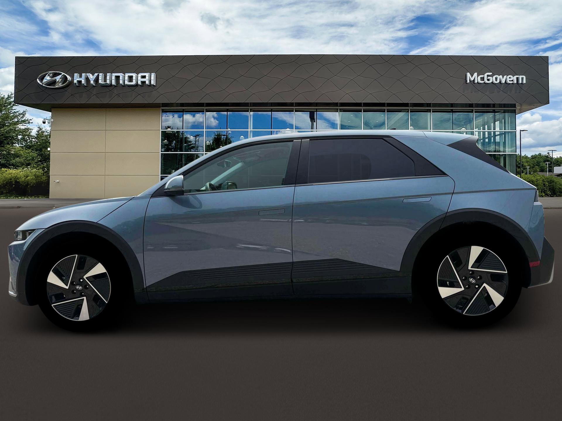 New 2026 Hyundai Ioniq 5 SE AWD/4WD image 3