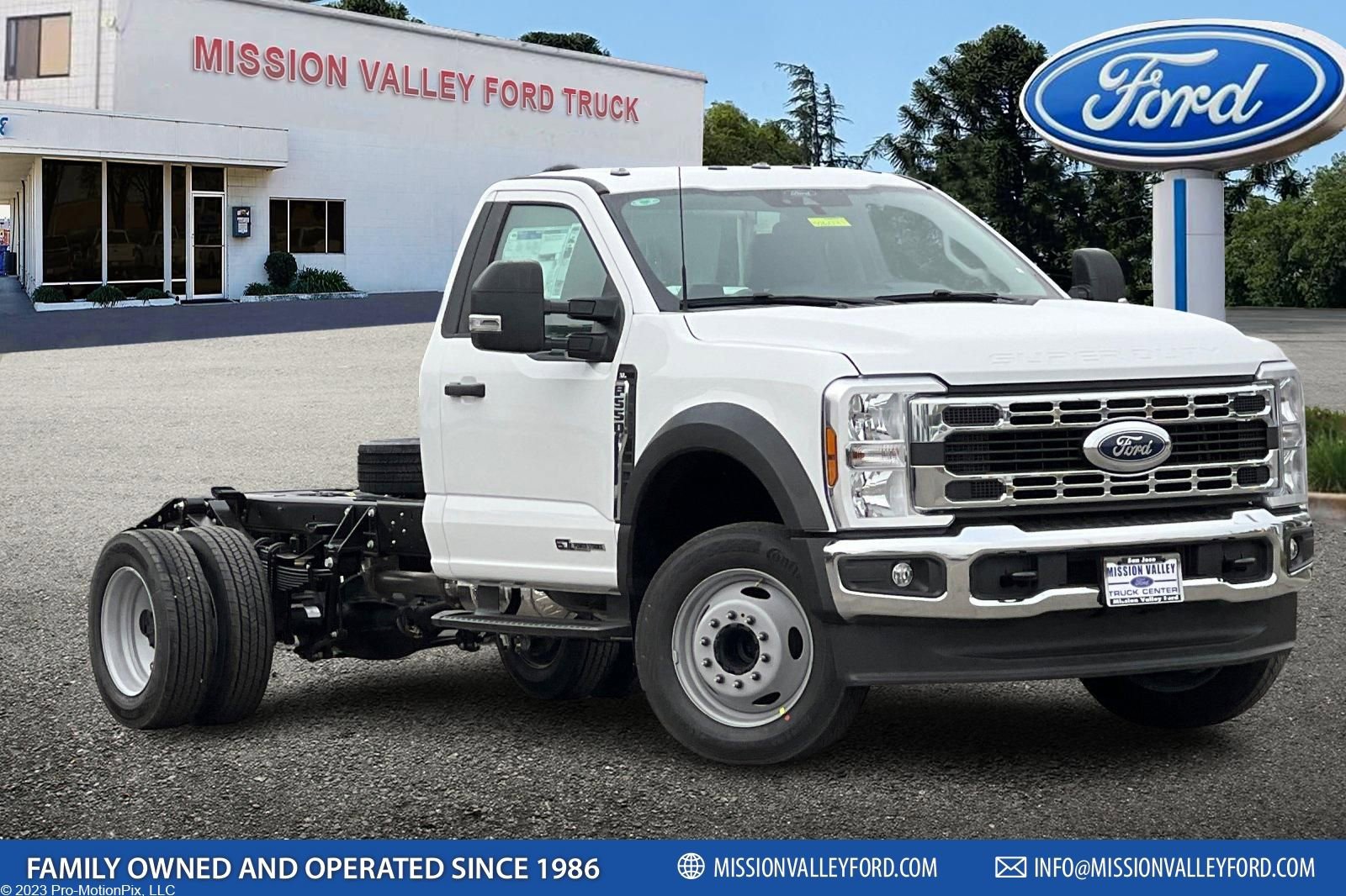 New 2026 Ford F550 2WD Regular Cab Super Duty image 1