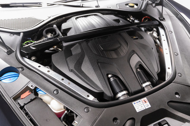 Used 2023 Porsche Panamera 4S Executive image 45