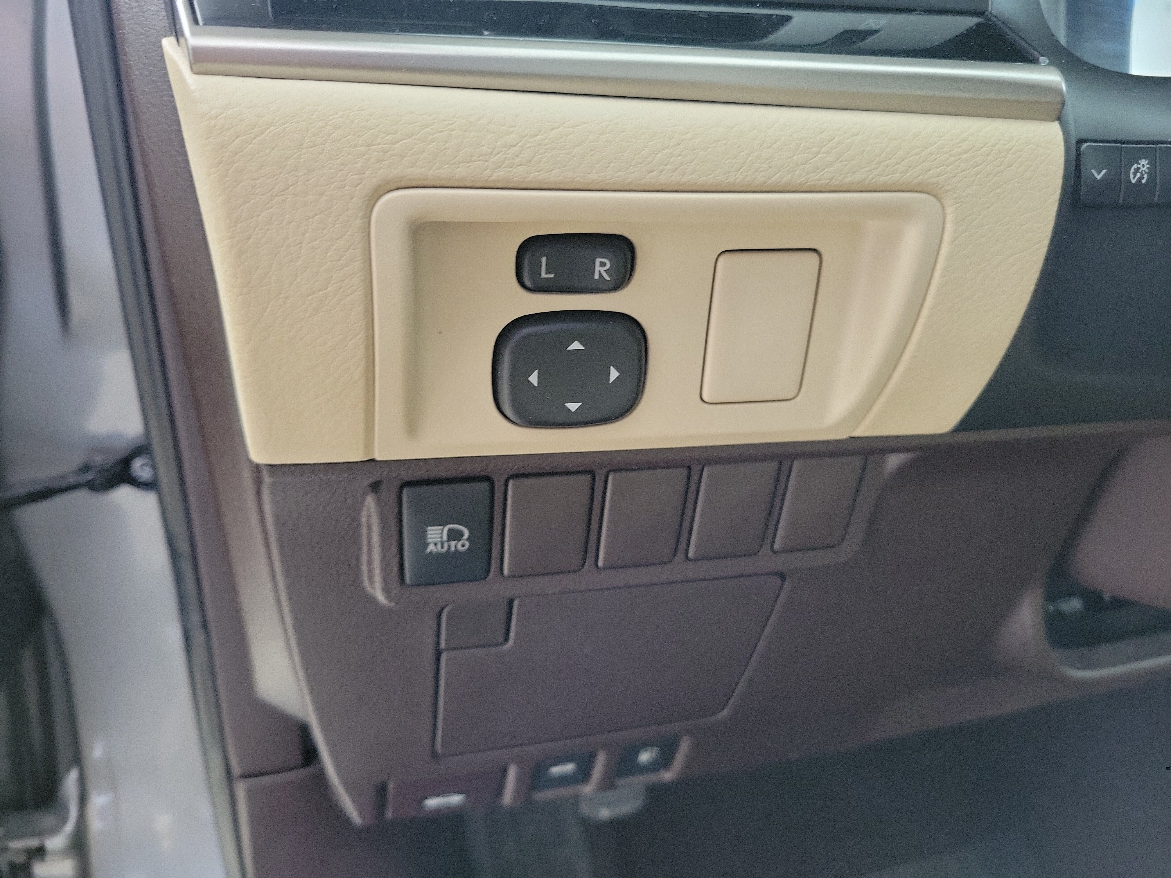 Used 2018 Lexus ES 350 w/ Accessory Package 2 FWD image 25