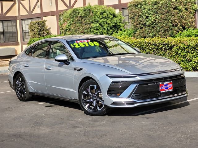 Used 2025 Hyundai Sonata SEL image 2