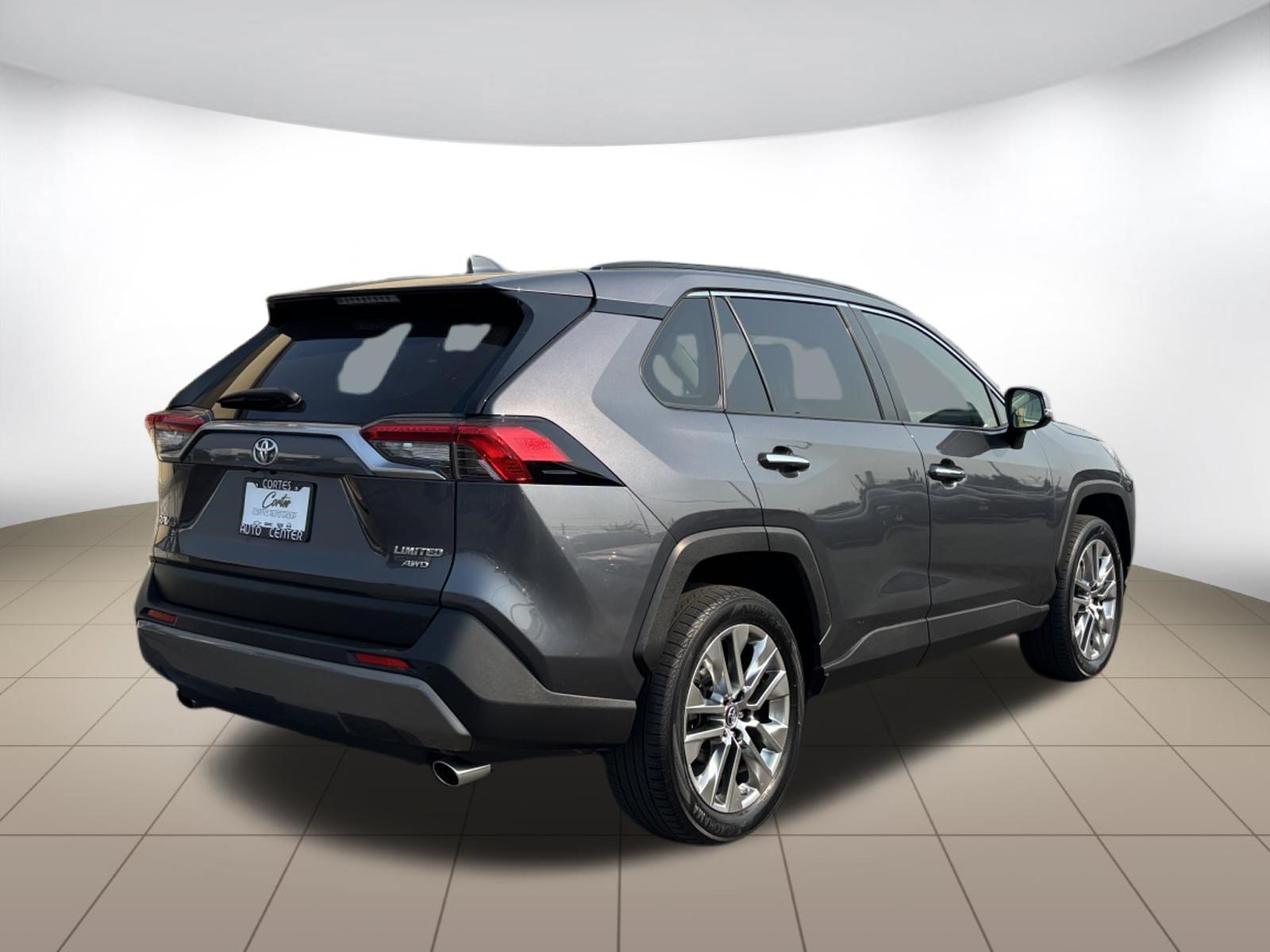 Used 2019 Toyota RAV4 Limited w/ Advanced Technology Package AWD/4WD image 7