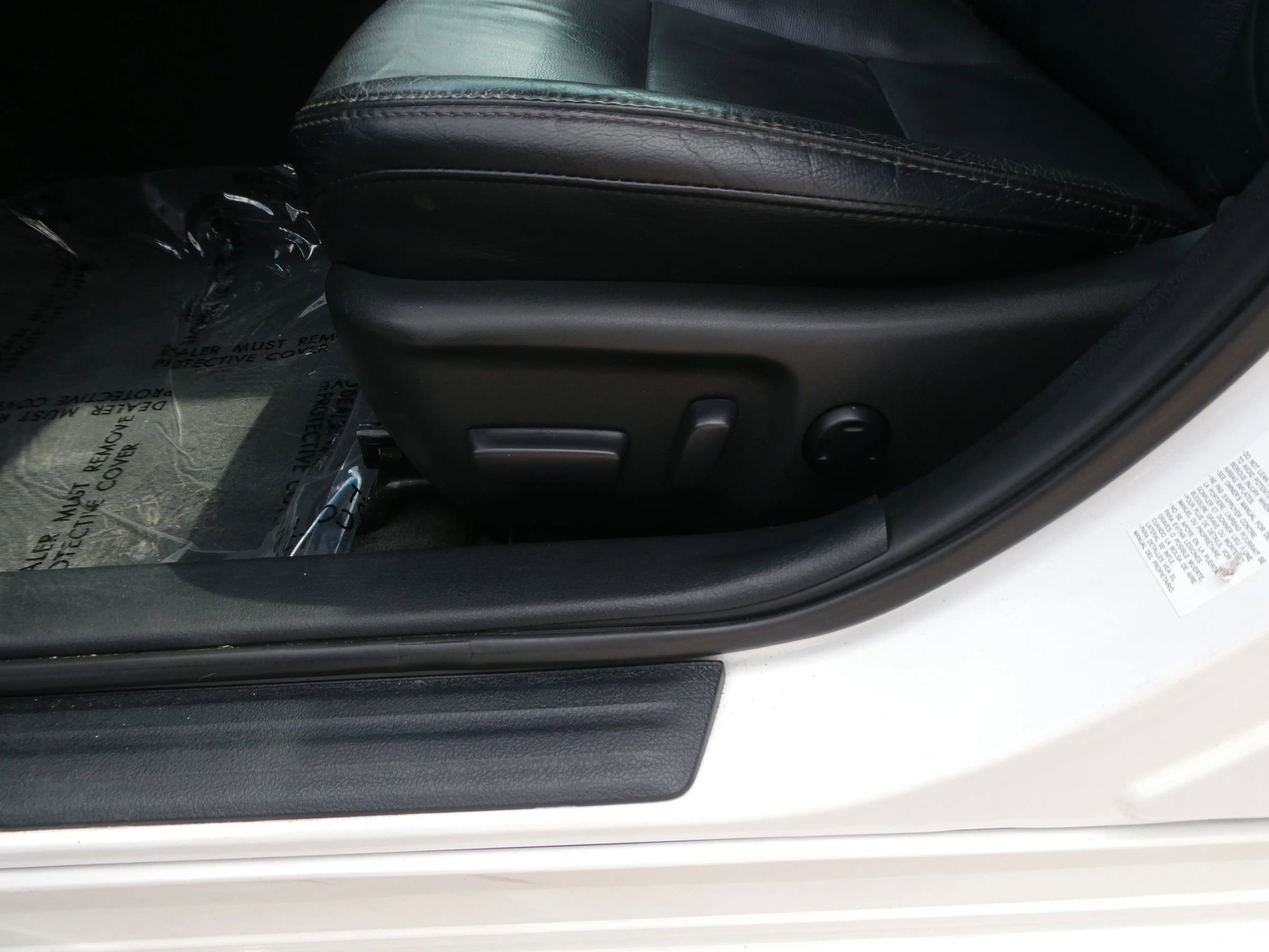 Used 2017 Toyota Avalon XLE Plus image 17