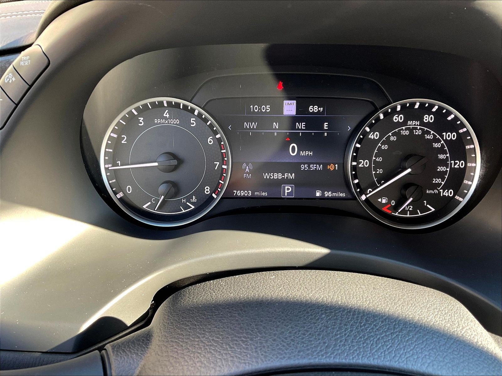 Certified 2022 Nissan Armada Platinum w/ Captain's Chairs Package RWD image 15