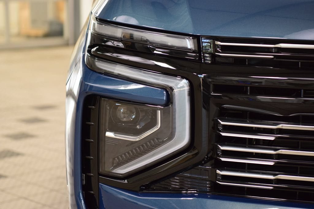 New 2026 Chevrolet Suburban High Country AWD/4WD image 12