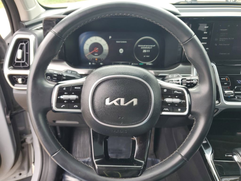 Used 2023 Kia Sorento SX image 19