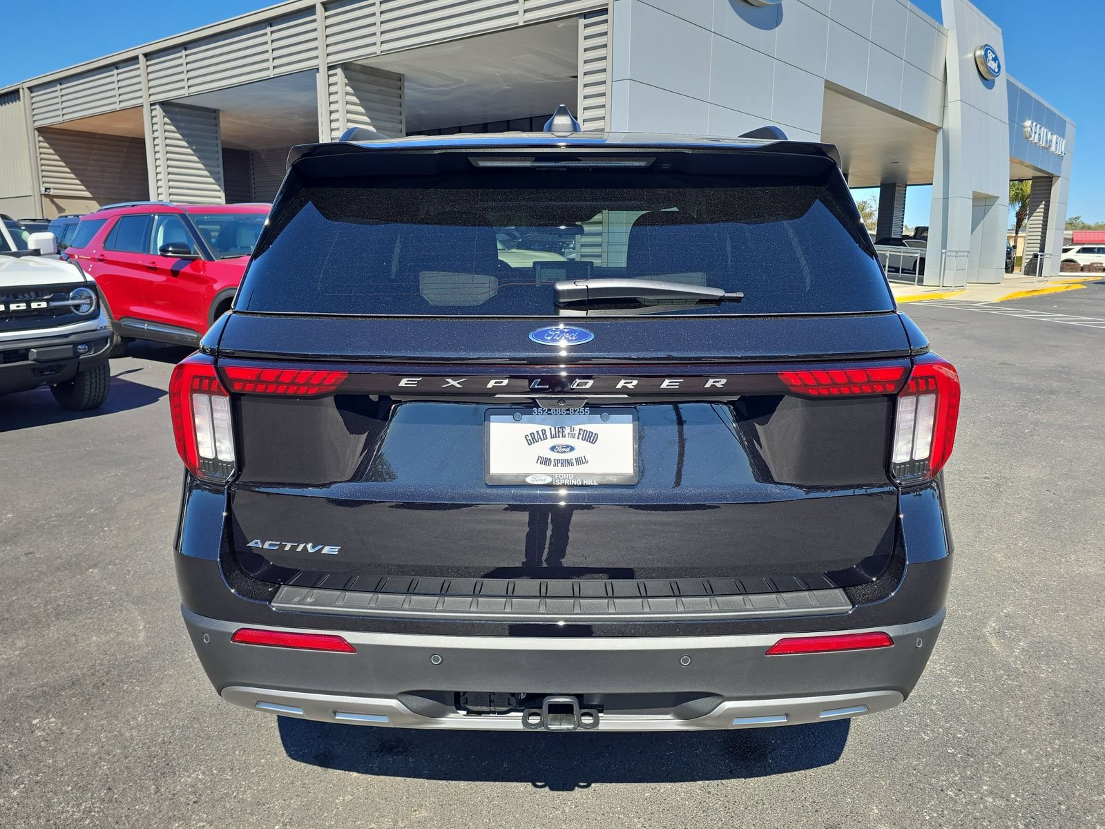 New 2026 Ford Explorer Active w/ Active Comfort Package RWD image 5