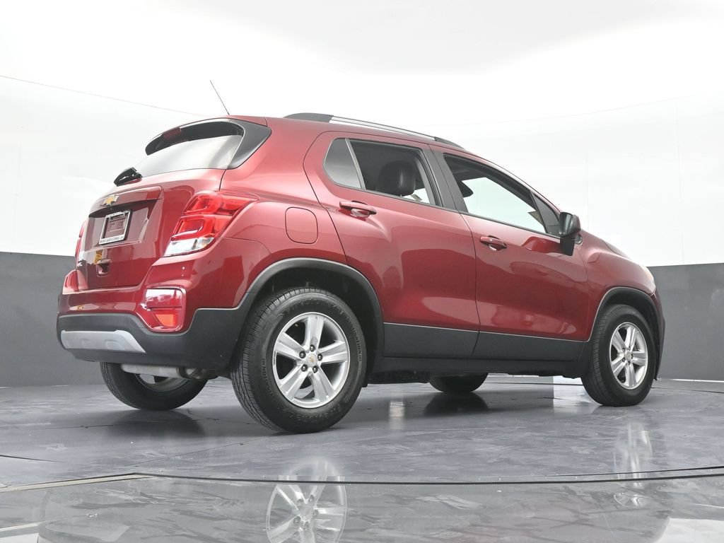 Used 2021 Chevrolet Trax LT w/ LT Convenience Package FWD image 57