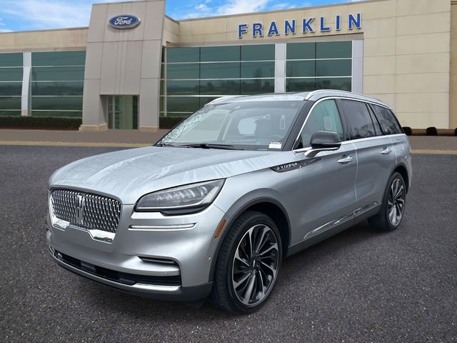 Certified 2023 Lincoln Aviator Reserve w/ Equipment Group 201A image 3
