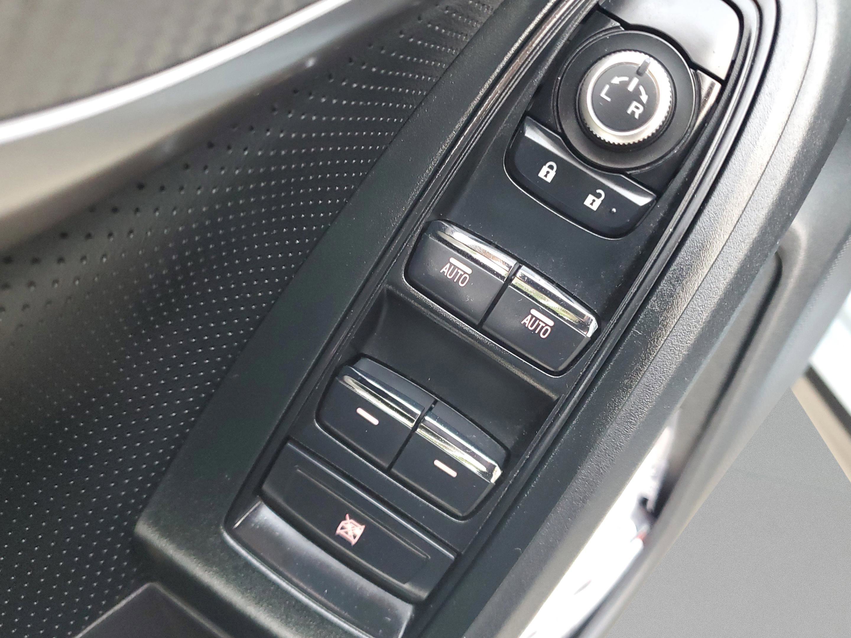 Used 2023 Subaru Crosstrek 2.5i Limited w/ Moonroof Package image 19