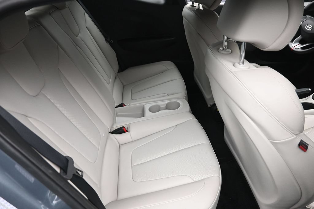 Used 2019 Hyundai Veloster Turbo Ultimate FWD image 10