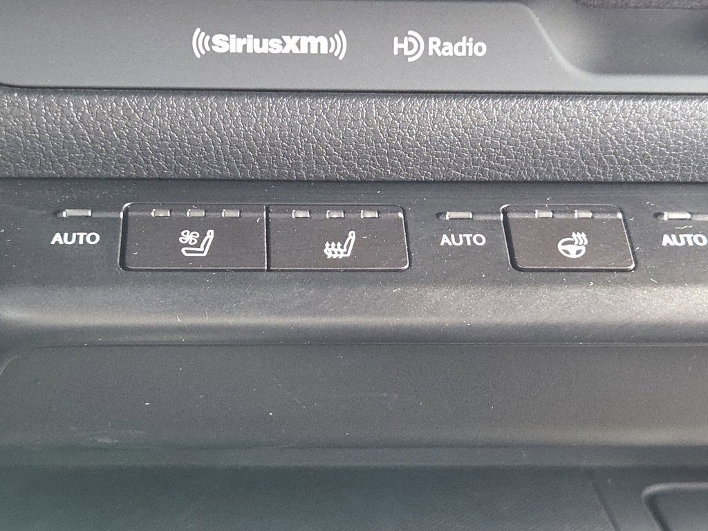 Certified 2022 Lexus UX 250h w/ Luxury Package image 13