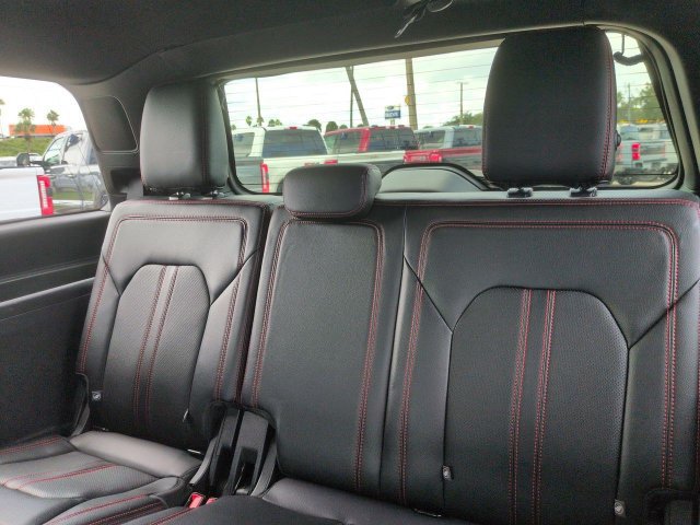 Used 2019 Ford Expedition Limited w/ Equipment Group 303A AWD/4WD image 15