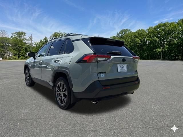 Used 2023 Toyota RAV4 XLE Premium AWD/4WD image 6
