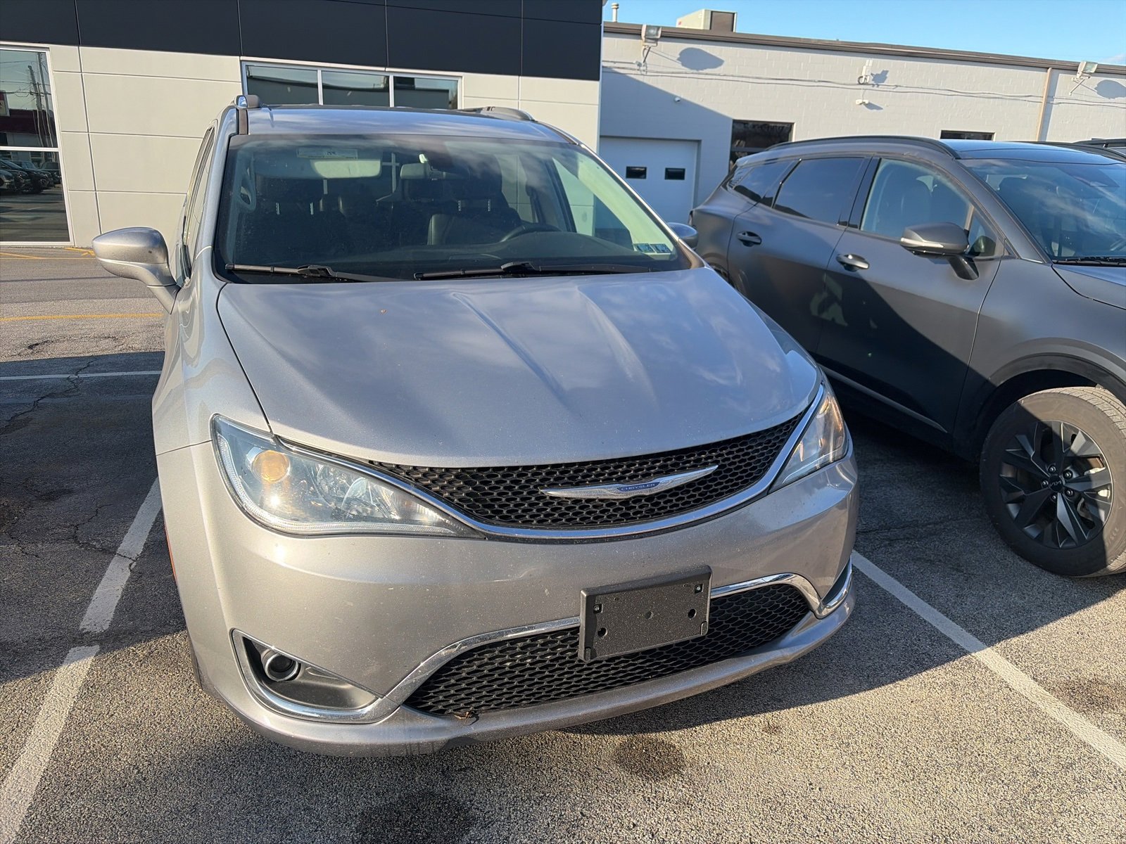 Used 2018 Chrysler Pacifica Touring-L