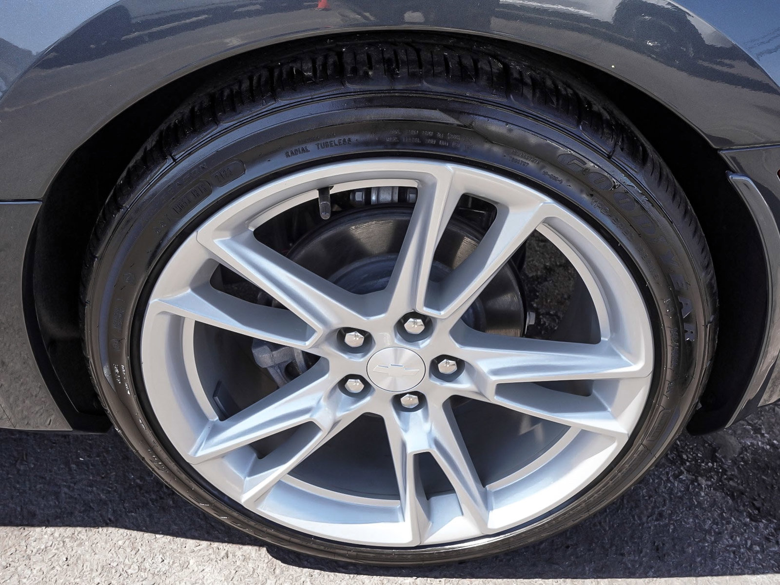 Used 2023 Chevrolet Camaro LT w/ RS Package image 7