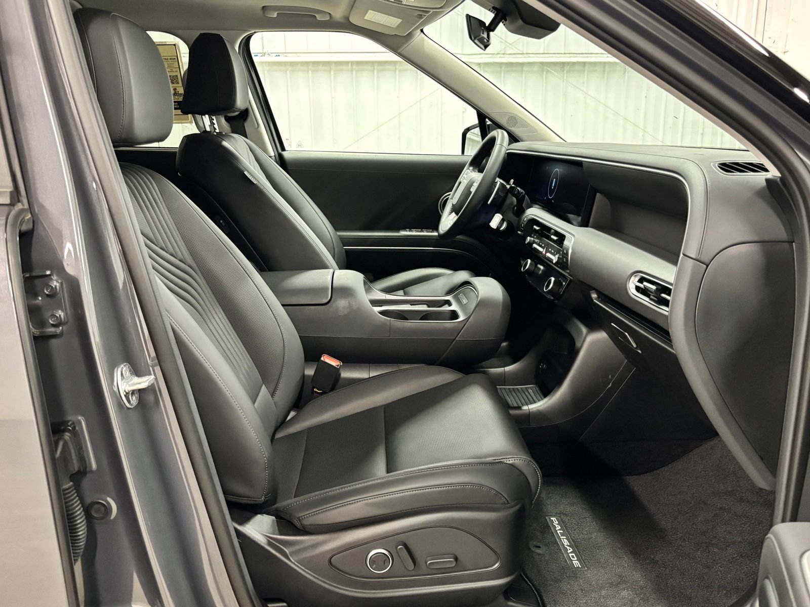 Certified 2026 Hyundai Palisade SEL FWD image 22