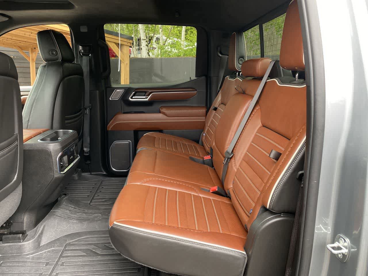 Used 2024 GMC Sierra 1500 Denali Ultimate AWD/4WD image 16
