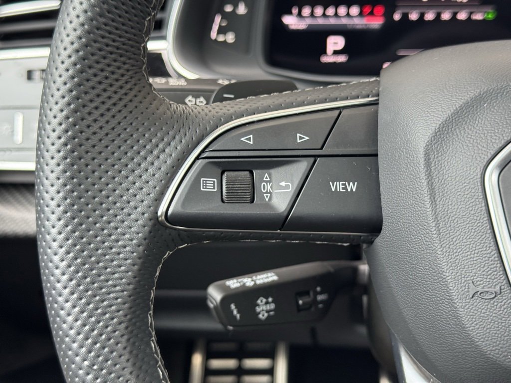 Used 2025 Audi SQ7 Prestige image 31