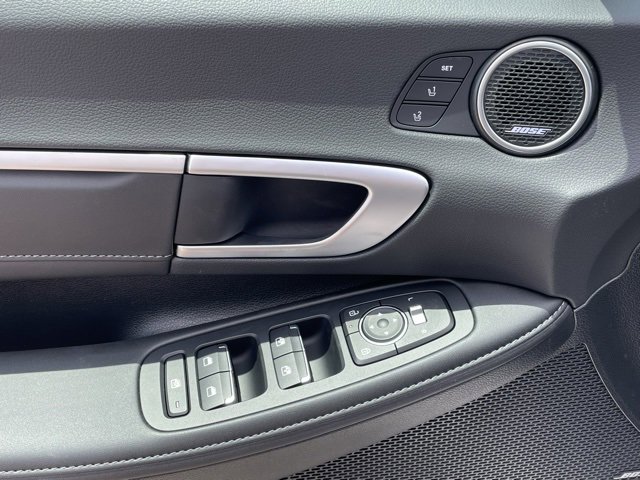 New 2025 Hyundai Sonata Limited image 19