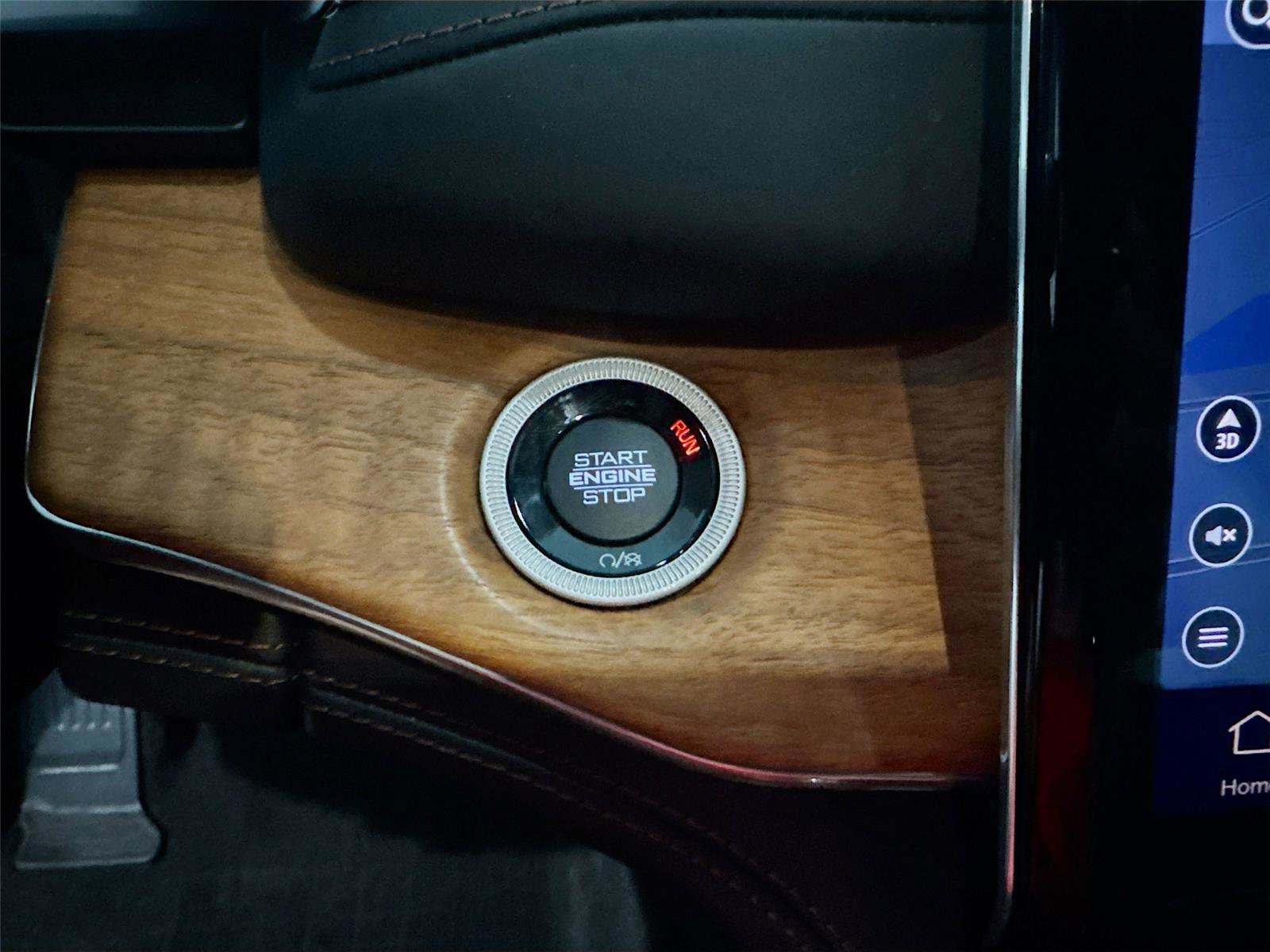 Used 2022 Jeep Grand Cherokee Summit image 13